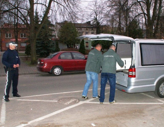 miertelne ciosy podczas alkoholowej libacji