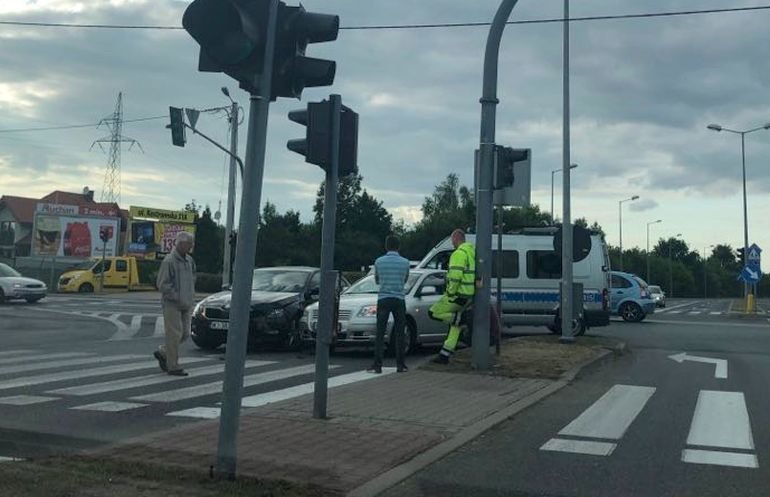 Kolejna stuczka na skrzyowaniu al. Concordii i ul. Sowackiego