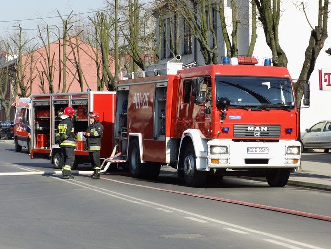 Rozszczelniony zbiornik z gazem - ewakuacja w Bechatowie