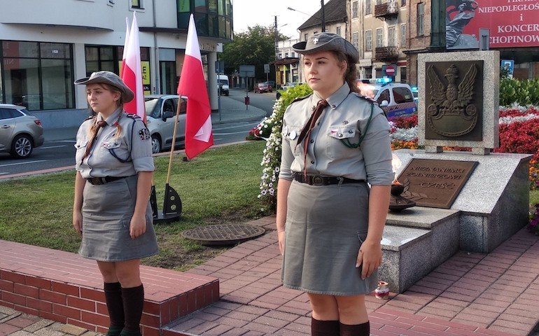 Piotrkowianie pamitali o bohaterach Powstania Warszawskiego