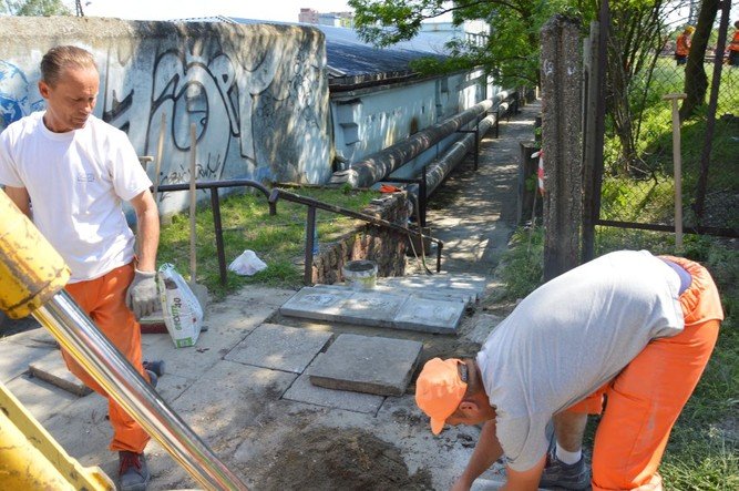 Nie do wiary! Wyremontowali schody na Czarnej Drodze