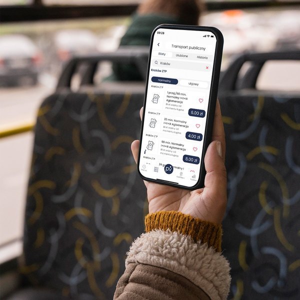 Za bilet na autobus zapacisz smartfonem. Provema wprowadza now usug