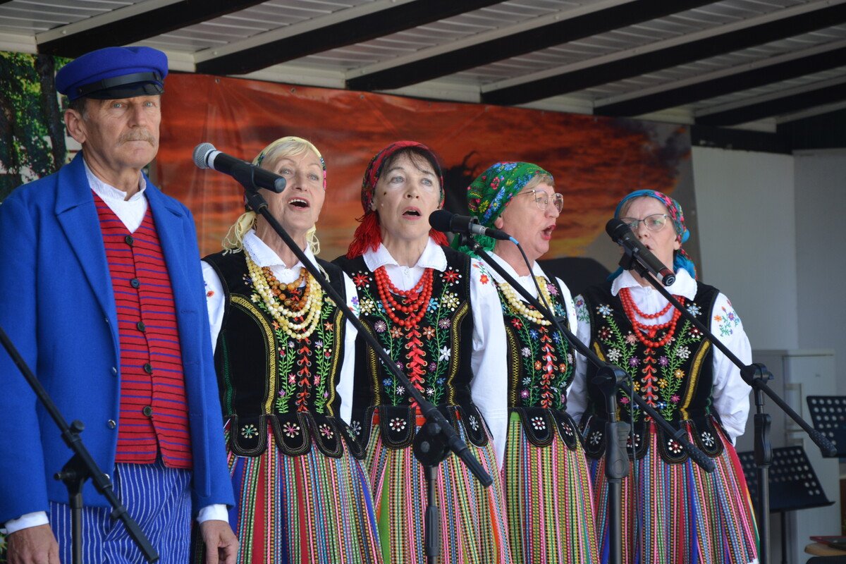 „Folklor znajdzie ci wszdzie”. Rodzinny piknik w Mzurkach