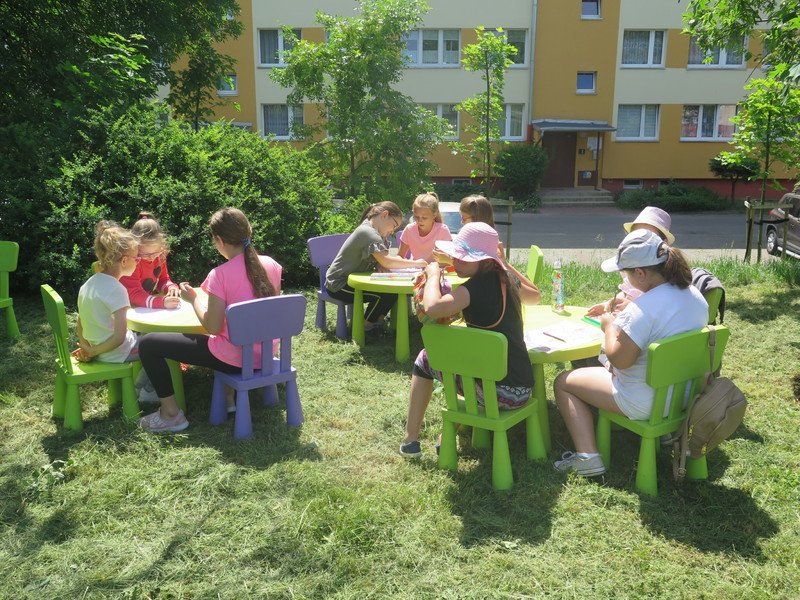 Biblioteka zorganizowaa majwk dla najmodszych