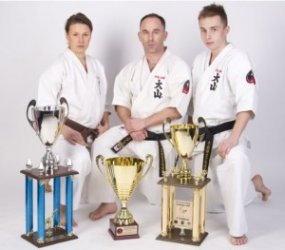 Historyczny sukces piotrkowskich karateków