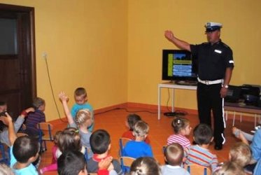Policjanci ze Spongeboben uczyli zasad bezpieczestwa
