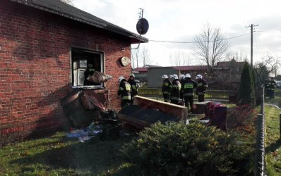 Pożar domu w gminie Wola Krzysztoporska [AKTUALIZACJA]