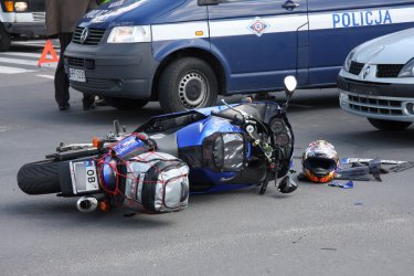 Wypadek z udziaem motocyklisty