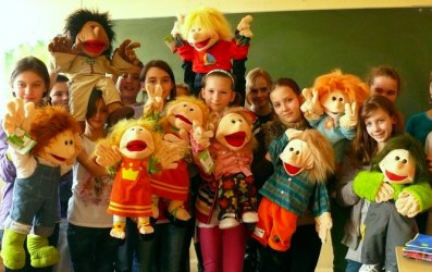 W SP nr 10 uczniom w nauce pomagaj muppety