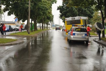 Zderzenia autobusu MZK z suzuki, 4 osoby w szpitalu
