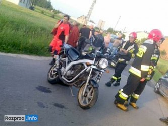 Zderzenie motocykla z osobwk w Bryszkach