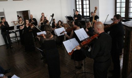 Muzyka z XVII i XVIII rozbrzmiewaa w Piotrkowie