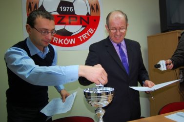 Piotrkw: W OZPN losowali bilety na Euro 2012