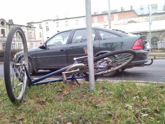 Piotrkw: Potrcony rowerzysta w szpitalu