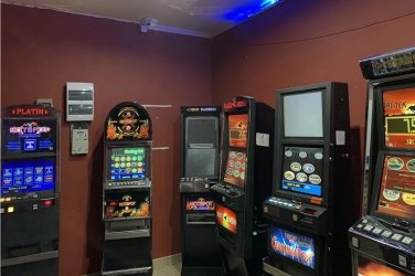 Dwa salony z nielegalnym hazardem zlikwidowane