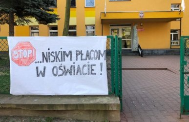 W Piotrkowie i powiecie nauczyciele też strajkują