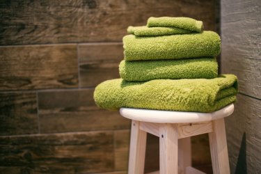 Ręczniki kąpielowe i szybkoschnące — jakie ręczniki wybrać?