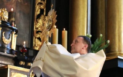 Nieobecność na mszy nie jest grzechem. Do 15 listopada dyspensa od arcybiskupa