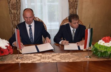 Partnerska umowa pomidzy gmin Czarnocin i wgiersk Gmin ttevny