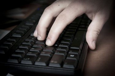 W regionie piotrkowskim ronie zjawisko cyberprzemocy