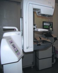 17 kobiet zrobio mammografi