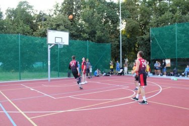 Koszykówka 3x3 coraz popularniejsza także w Piotrkowie
