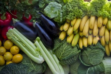 UOKiK: kraj pochodzenia błędnie oznaczony w 10 proc. warzyw i owoców w sklepach