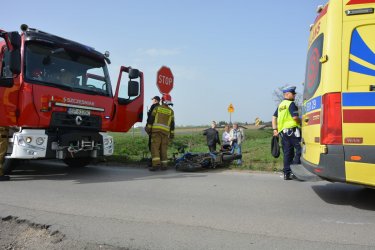 Wypadek z udziaem samochodu i motocykla na Krakowskim Przedmieciu [Zdjcia]