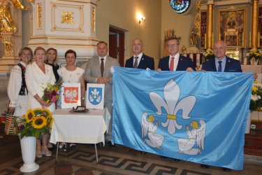 Uroczyste poświęcenie herbu gminy Czarnocin