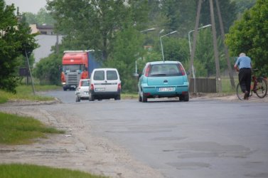 Kierowcy doczekali si remontu ulicy Dmowskiego