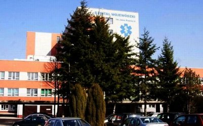 Upojony alkoholem dwulatek trafi do szpitala w Bechatowie 