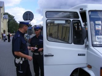 Policja kontrolowaa busy i ciarwki