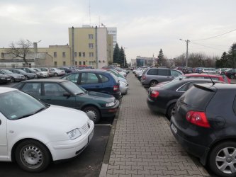 Wielopoziomowe parkowanie przy Urzdzie Miasta? 