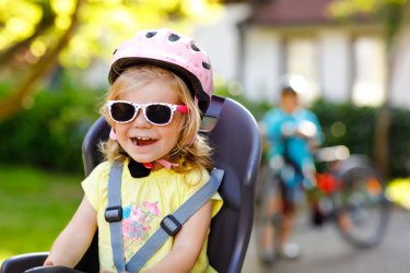 Odkryj tajemnic bezpiecznych podry z dzieckiem na rowerze. Odpowiedni fotelik to klucz!