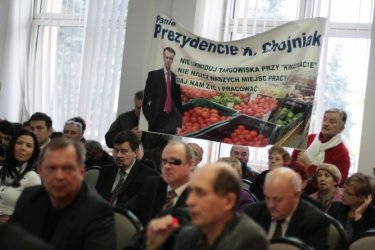 Piotrkw: Prezydent od kupcw otrzyma warzywa 