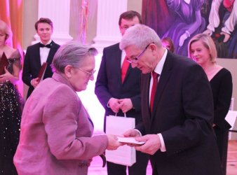 Krystyna Wieczorek nagrodzona w Warszawie