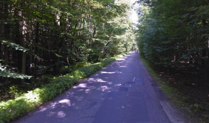 Mieszkacy narzekaj na fatalny stan drogi Piotrkw-Golesze
