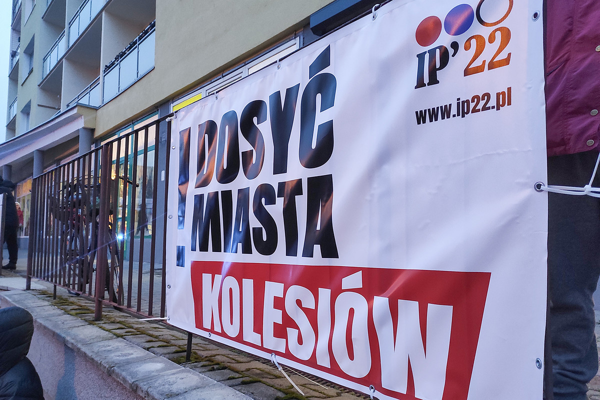 Galeria „mamy Dość” Protest Mieszkańców Pod Urzędem Miasta ZdjĘcia Epiotrkowpl 0652