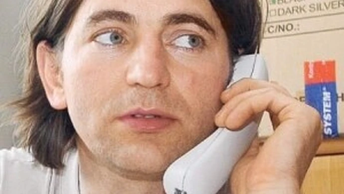 Szkolna sekretarka dostawiała uczniom oceny