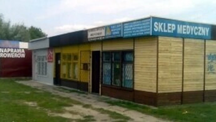 Piotrków:  Bezrobotni ze sklepikobudek 