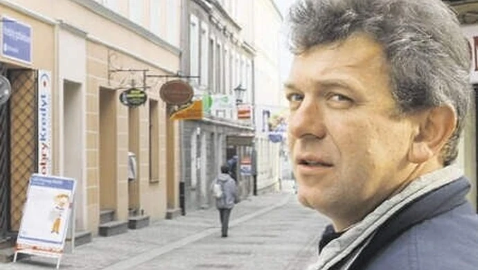 Właściciel kamienicy żąda dodatkowych opłat za psa 