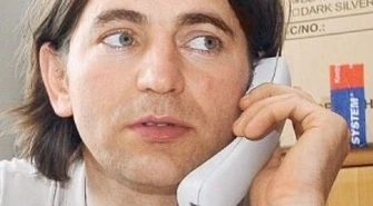 Szkolna sekretarka dostawiała uczniom oceny