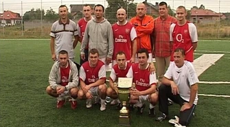 Puchar Lata: Barwil-Omega z pucharem