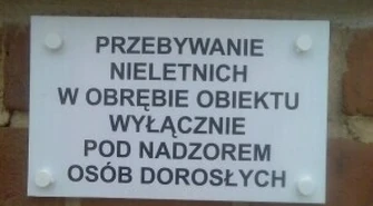 Murek: Nieletni tylko pod opieką dorosłych !