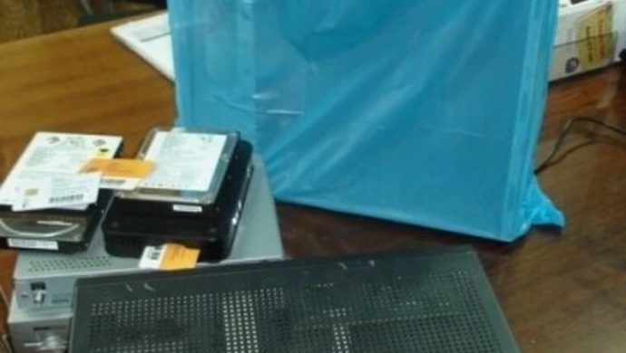 Piotrków: Oszust wpadł przez internet