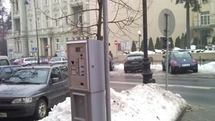 Piotrków: Nowe parkomaty już czekają na klientów