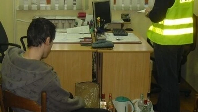 Bełchatów: Wpadli w ręce policji, gdy...opijali łup