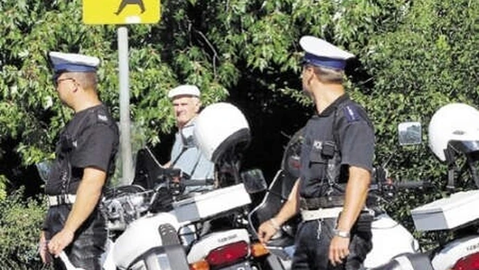 Piotrków: Ścigacze zalegały w magazynie 