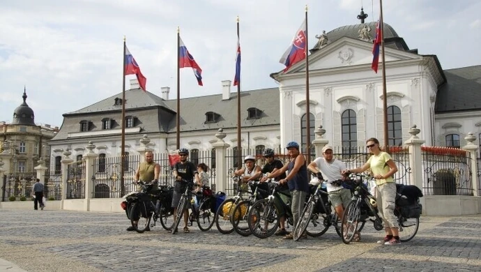 Piotrków: Wrócili z wyprawy po Europie
