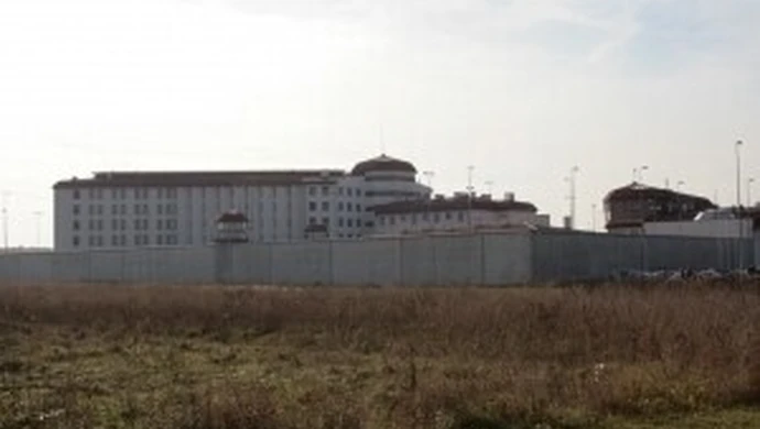 Piotrków: Areszt odłączył się od sieci